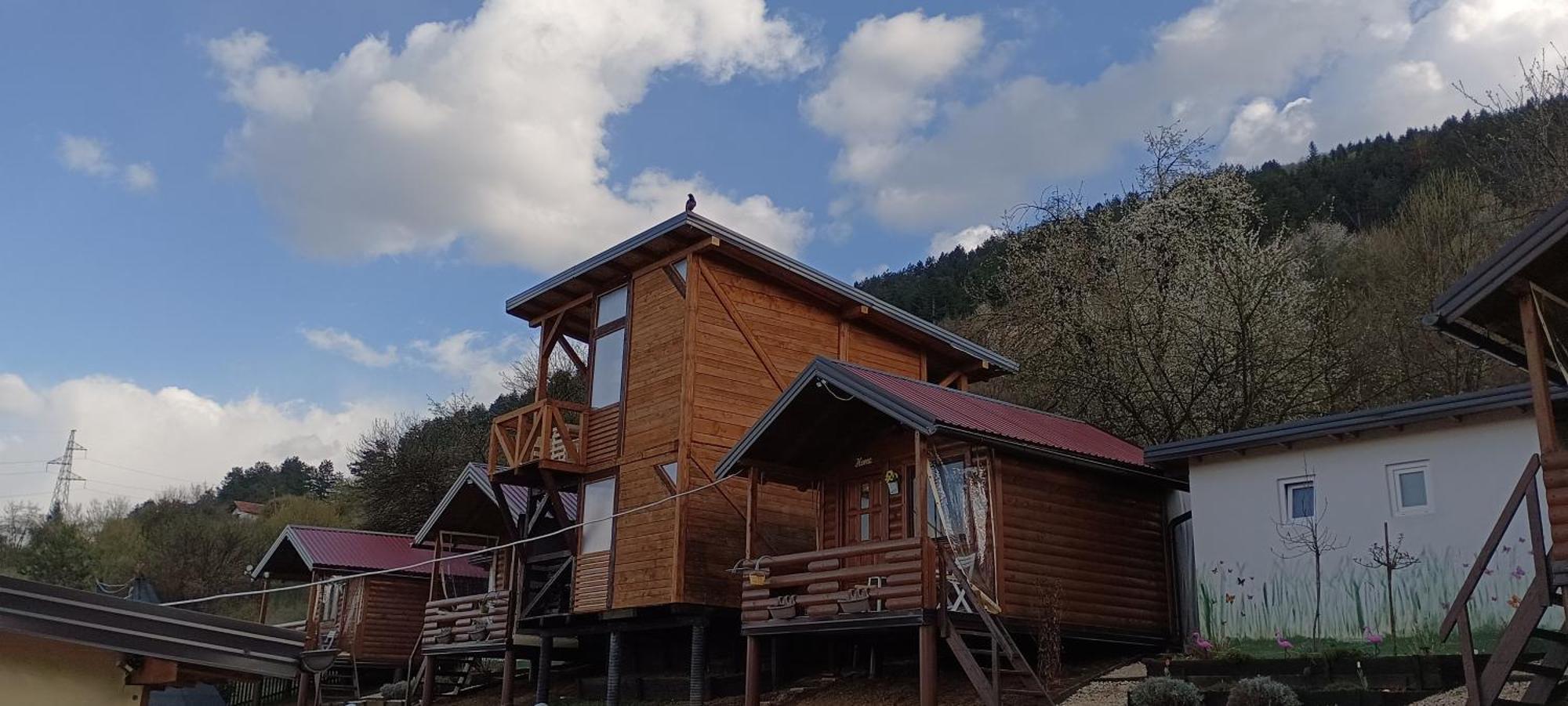 Bosnian Pyramid Glamping
